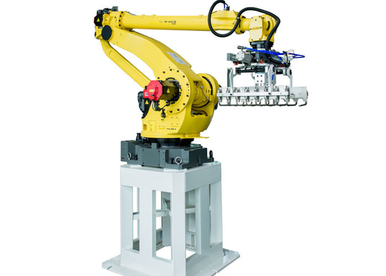4 robot de palletisation de l'enveloppe FANUC de travail d'axe utilisé dans l'usine