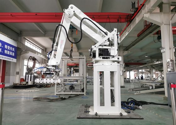 Bras de robot de palletisation de robot et de palletisation de moteur servo dans l'industrie d'aliment pour animaux familiers