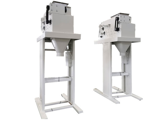 granule en vrac du sac 25kg pesant la machine à ensacher avec la machine de cachetage de sac